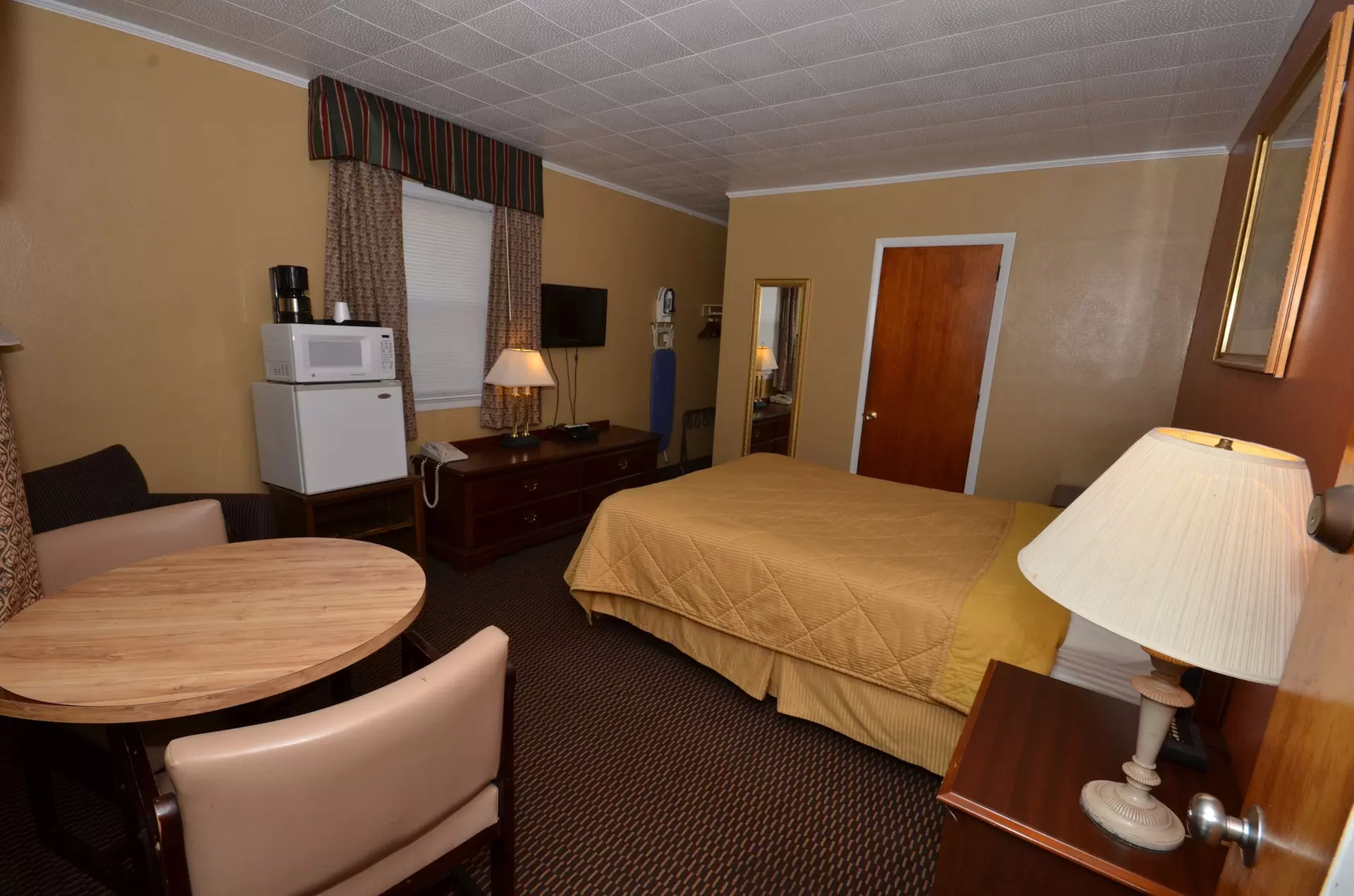Budget Host Mel-Dor Motel - Primary Image