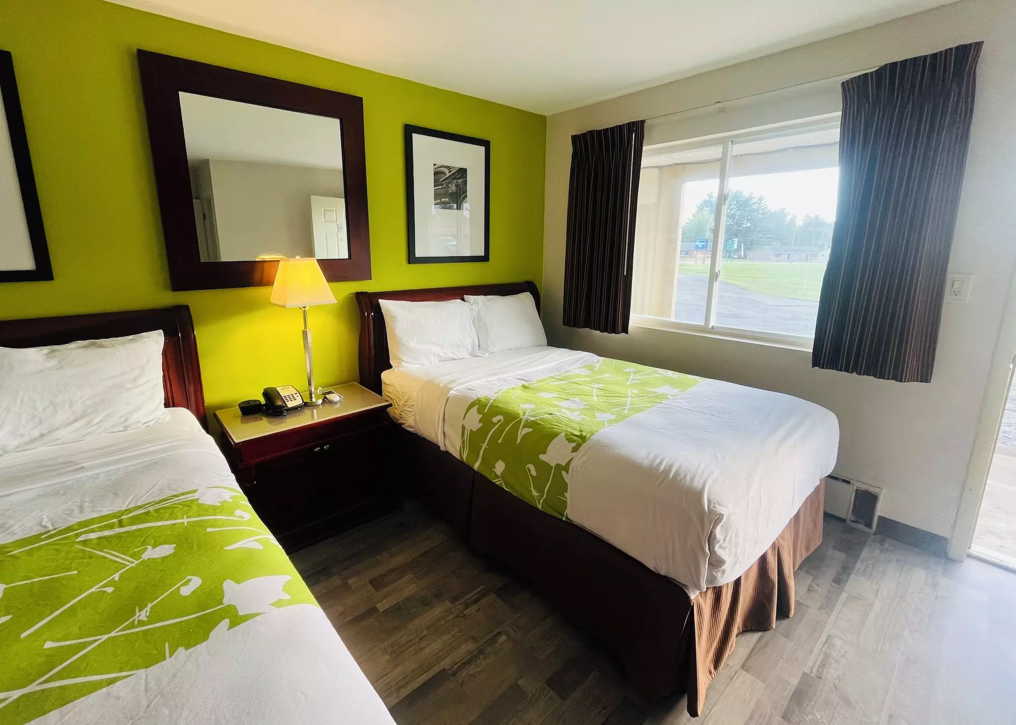 Rodeway Inn - Primary Image