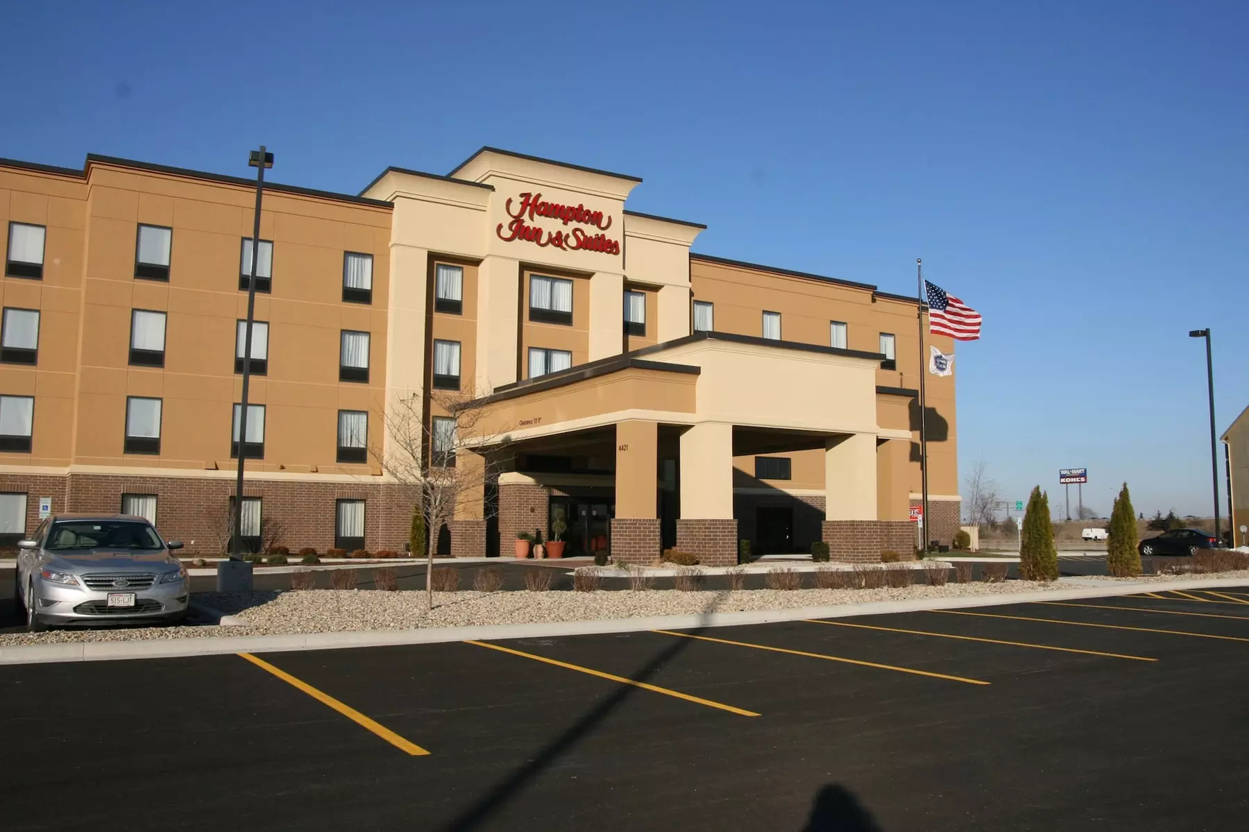 Hampton Inn & Suites Peru - Primary Image