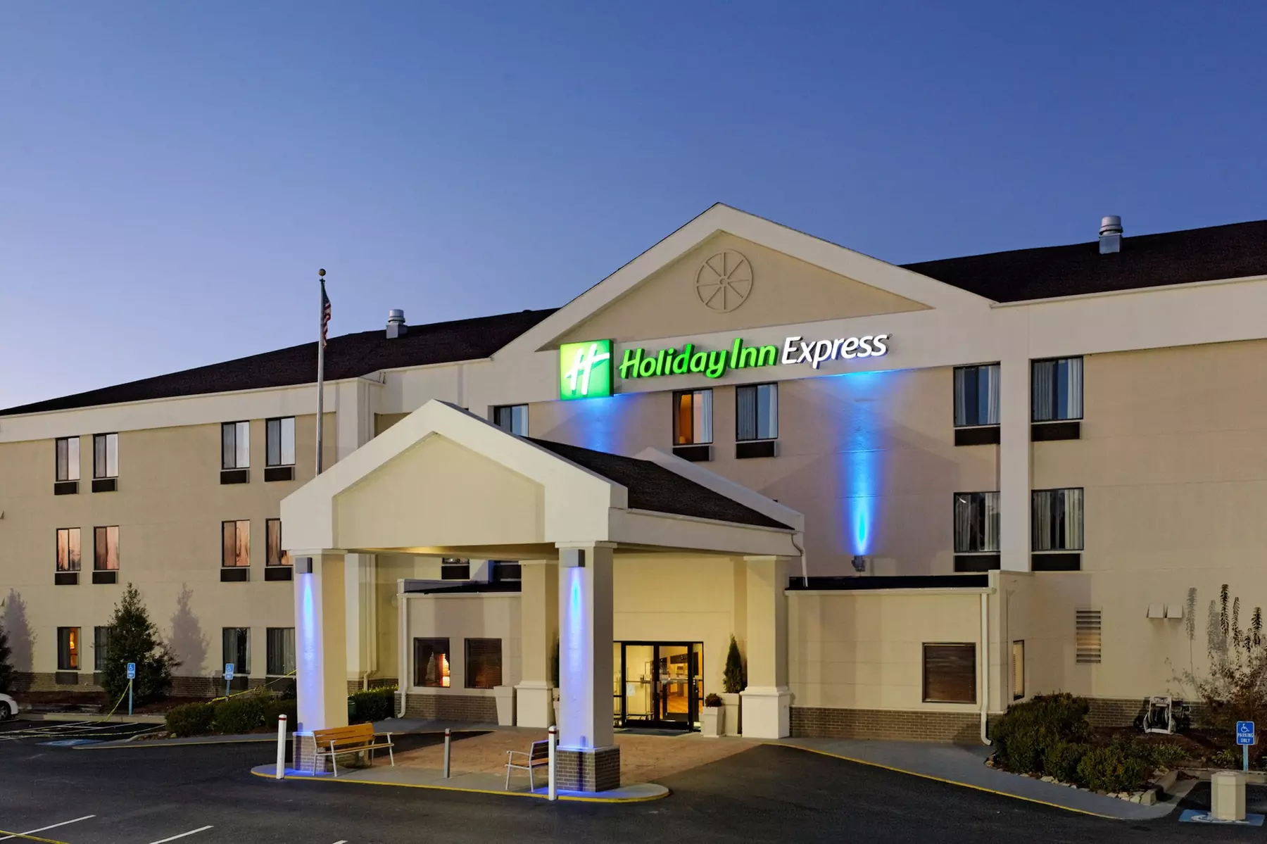 Holiday Inn Express Metropolis by IHG - Primary Image