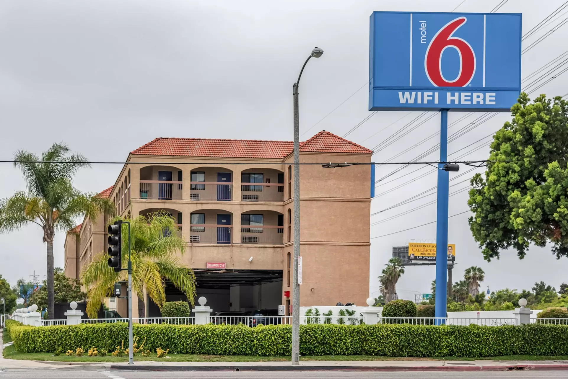Motel 6 Gardena, CA - South - Primary Image