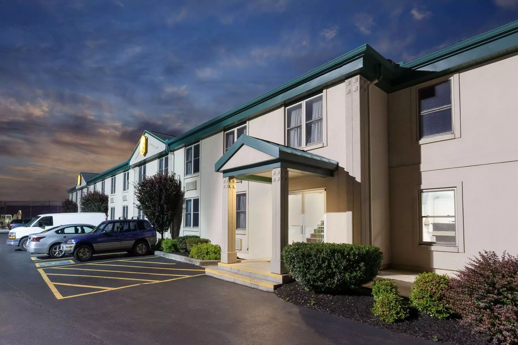 Super 8 by Wyndham Harrisburg Hershey West - Primary Image