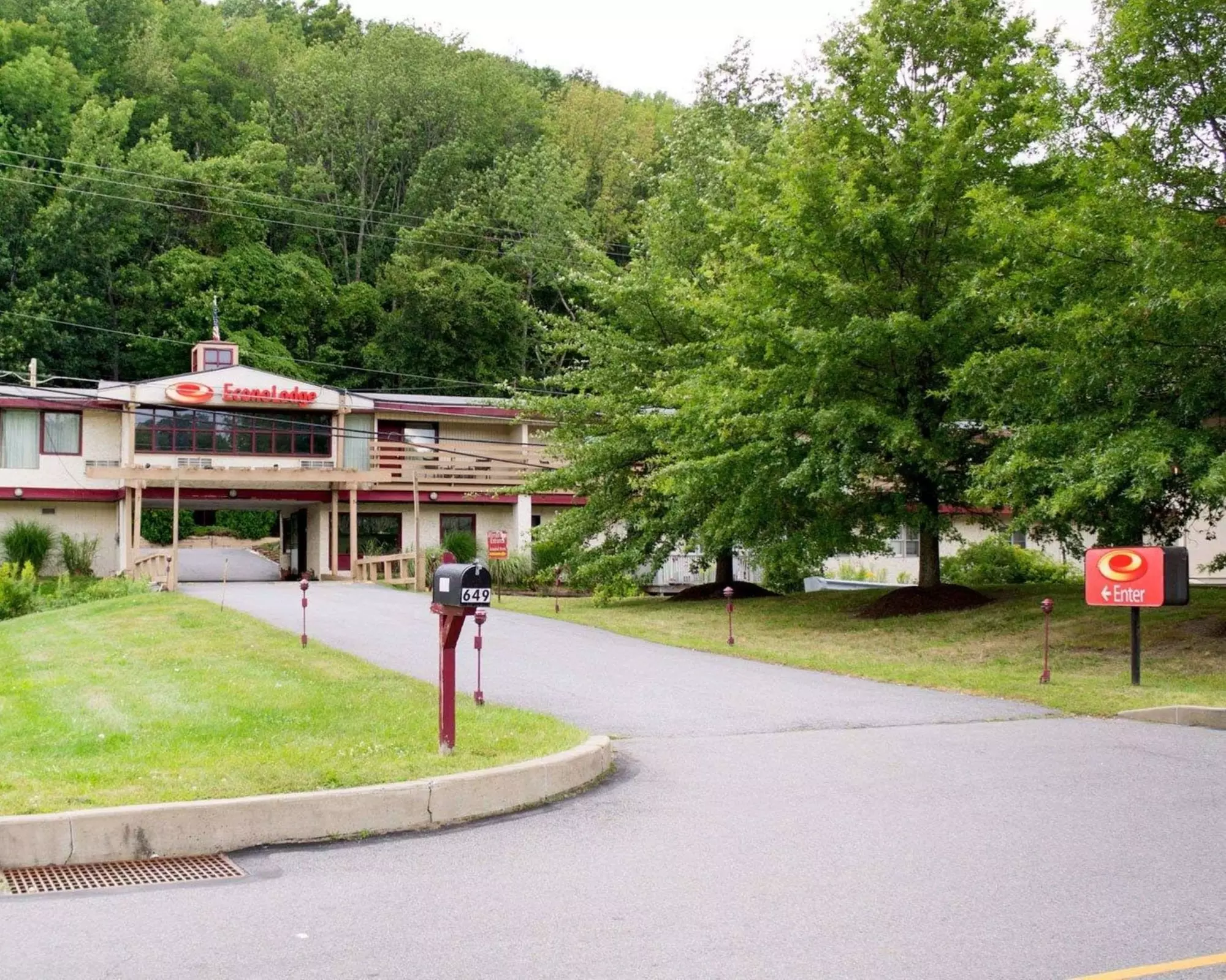 Econo Lodge Clarks  Summit - Primary Image