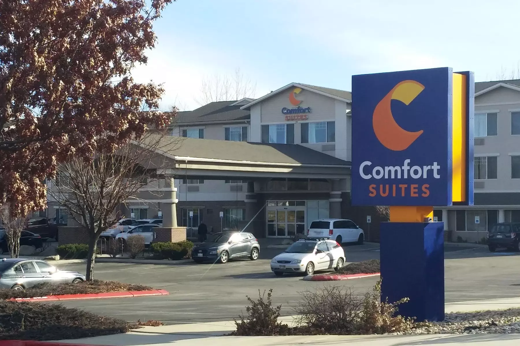 Comfort Suites Airport - Primary Image