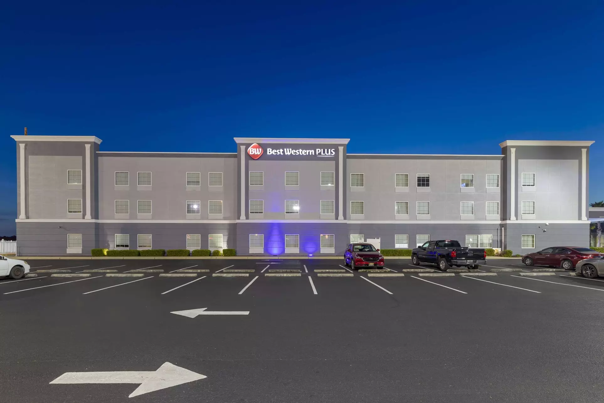 Best Western Plus Brunswick Inn & Suites - Primary Image