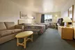 Super 8 by Wyndham Ava - Second Medium