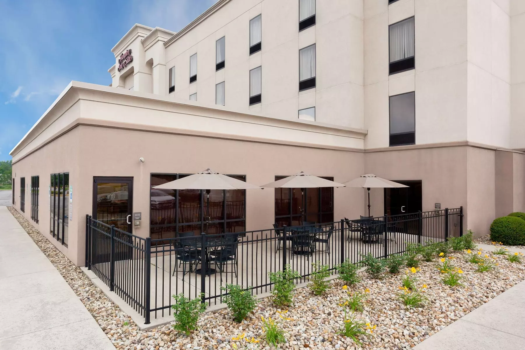 Hampton Inn & Suites Grove City - Primary Image