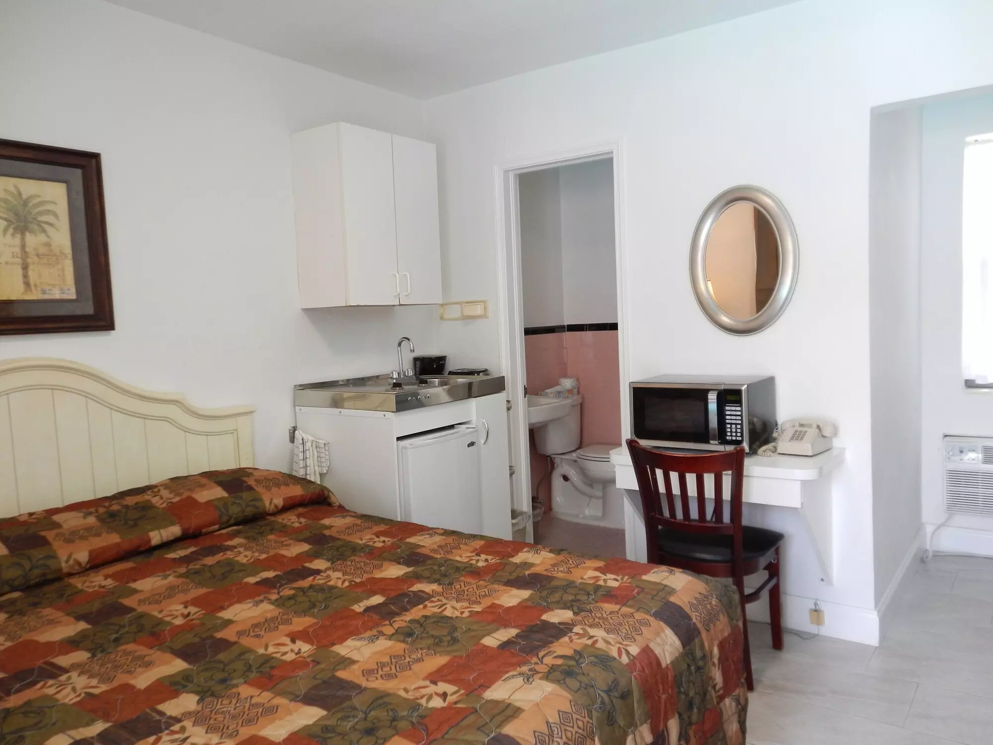 Shell Motel - Primary Image