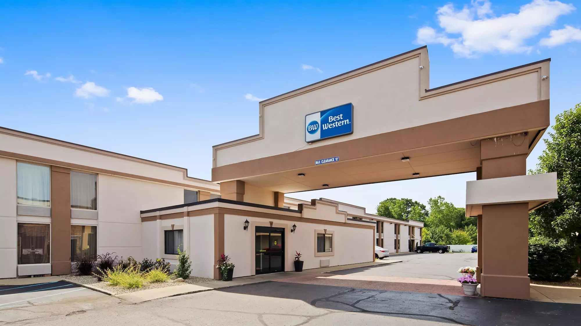 Best Western Executive Inn - Primary Image