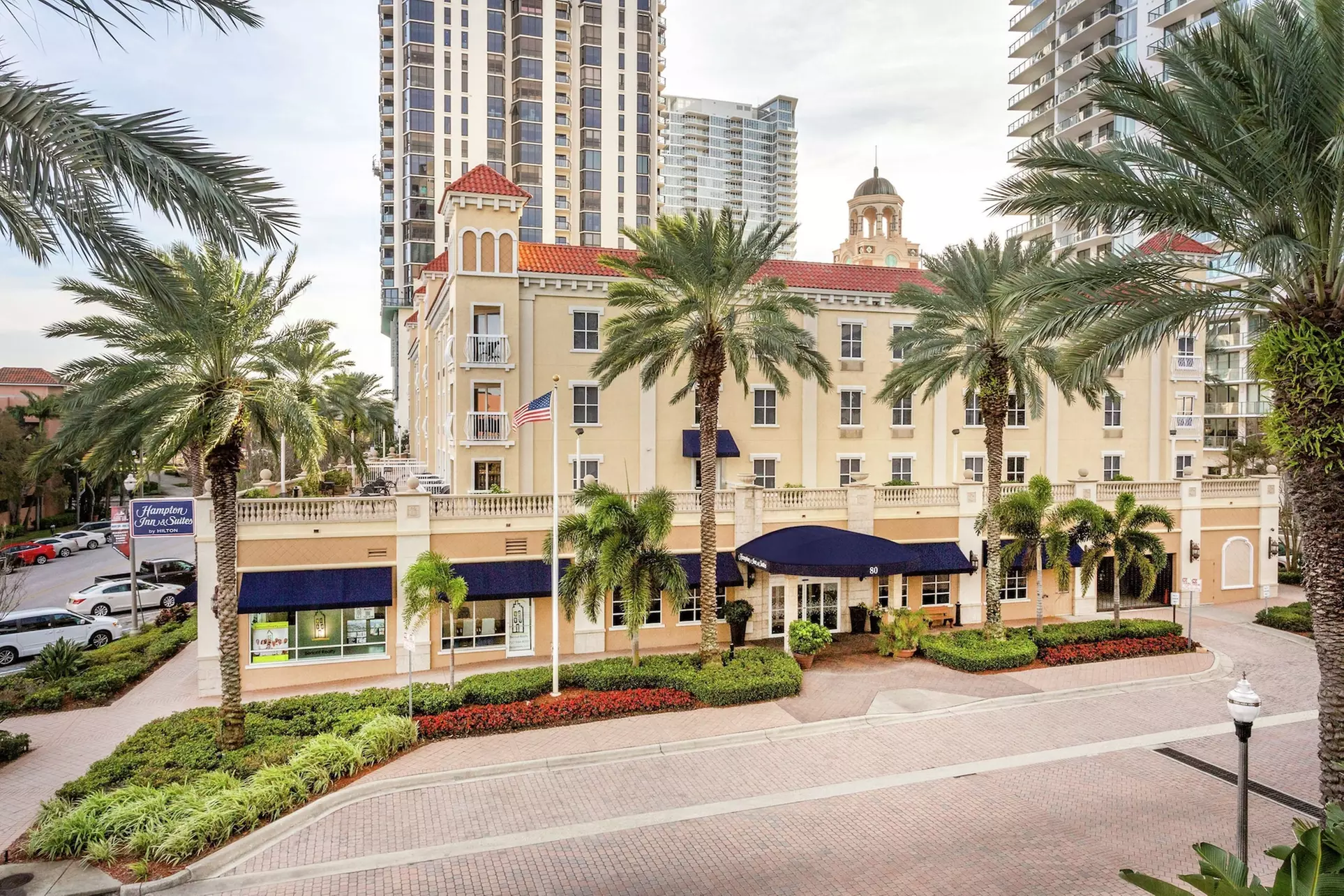 Hampton Inn & Suites St. Petersburg/Downtown - Primary Image