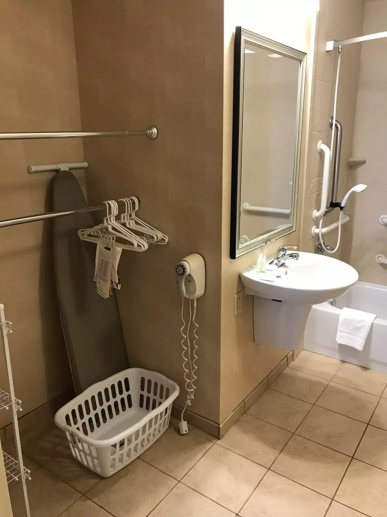 Staybridge Suites Williamsville Buffalo by IHG - Second Medium