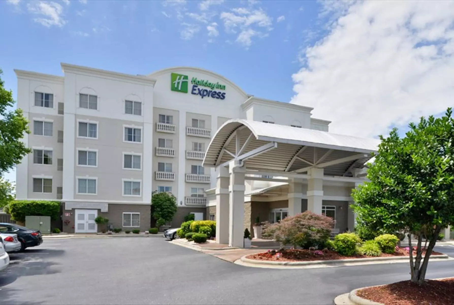 Holiday Inn Express Hotel & Suites Mooresville - Lake Norman by IHG - Primary Image