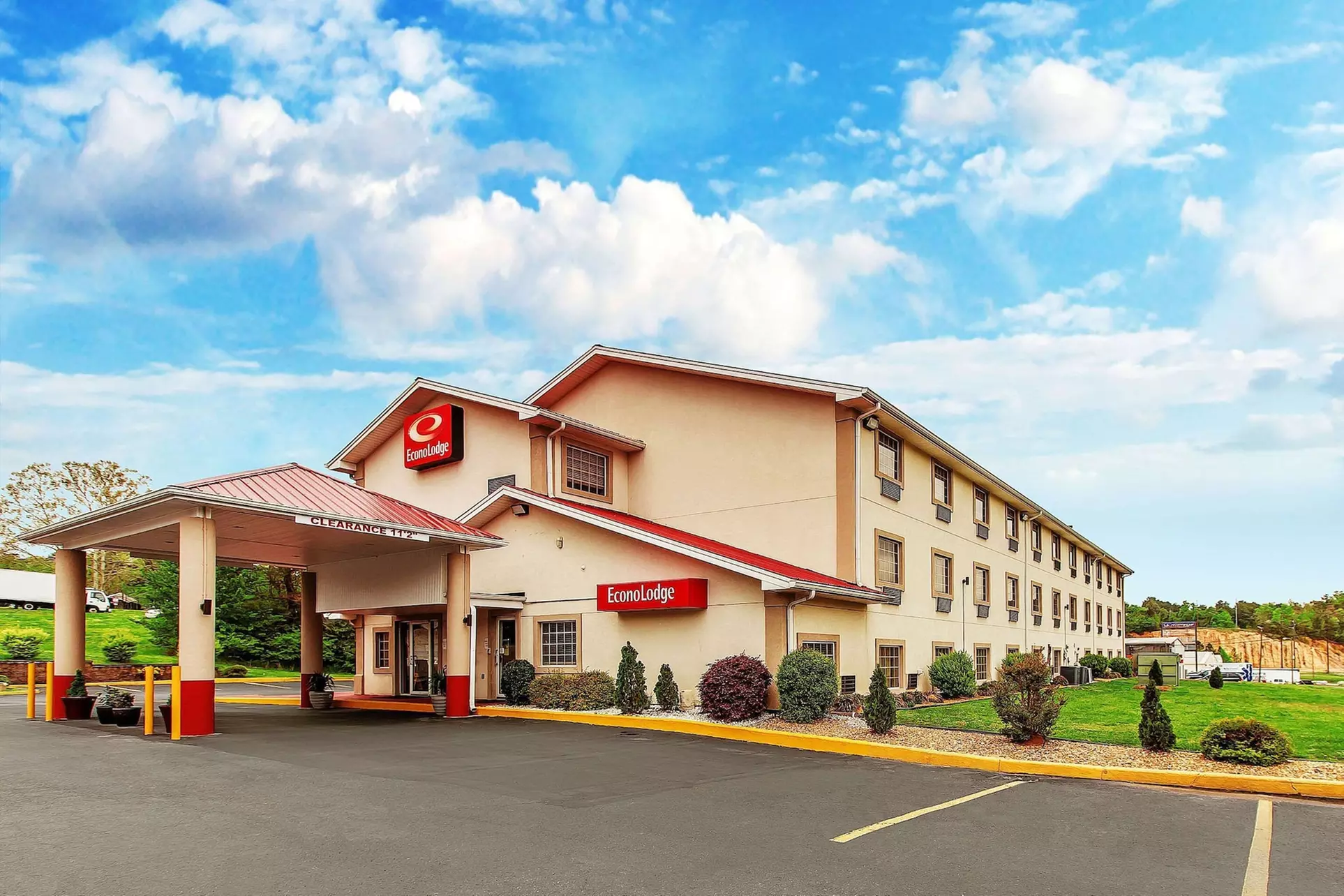 Econo Lodge - Primary Image
