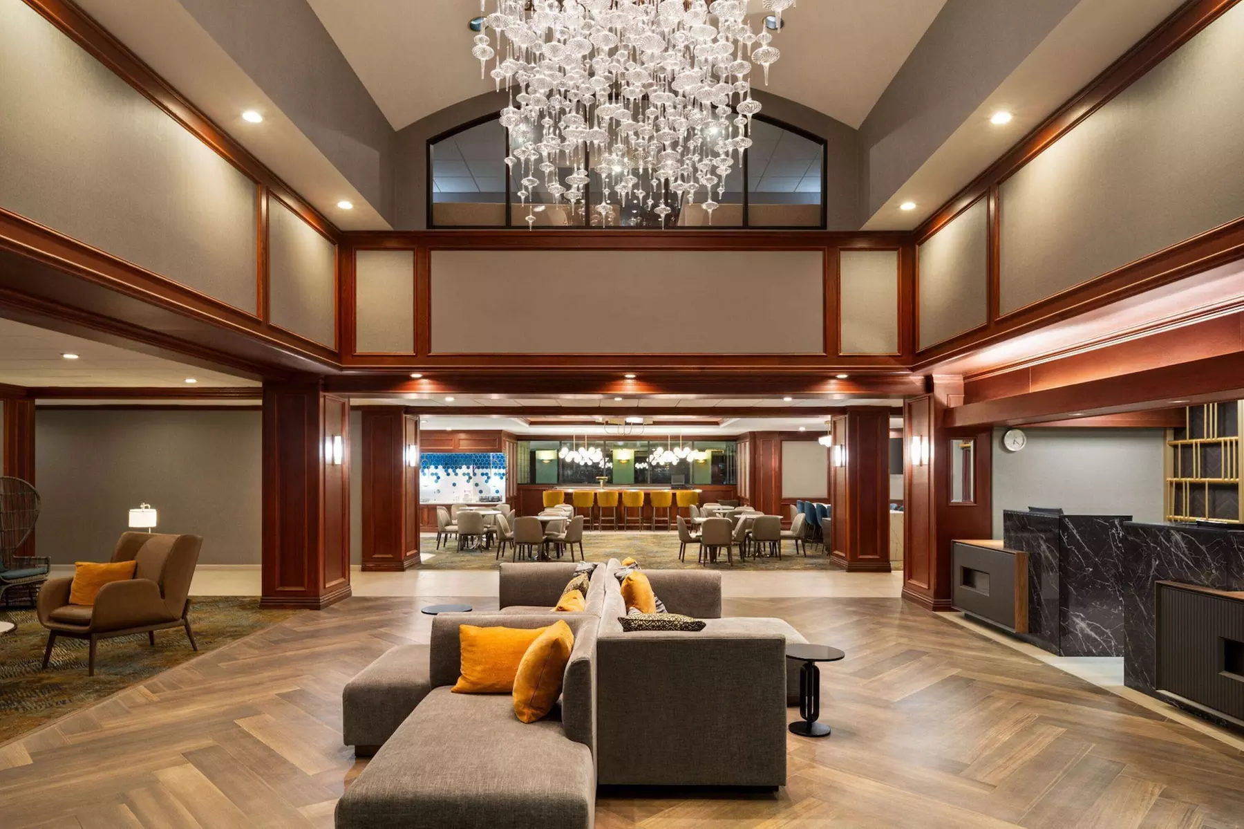 La Quinta Inn & Suites by Wyndham Madison American Center - Primary Image