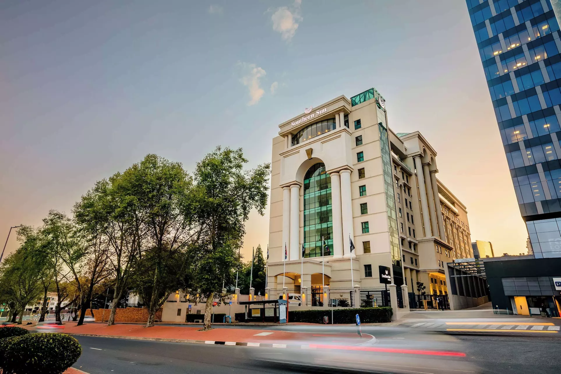Southern Sun Sandton - Primary Image