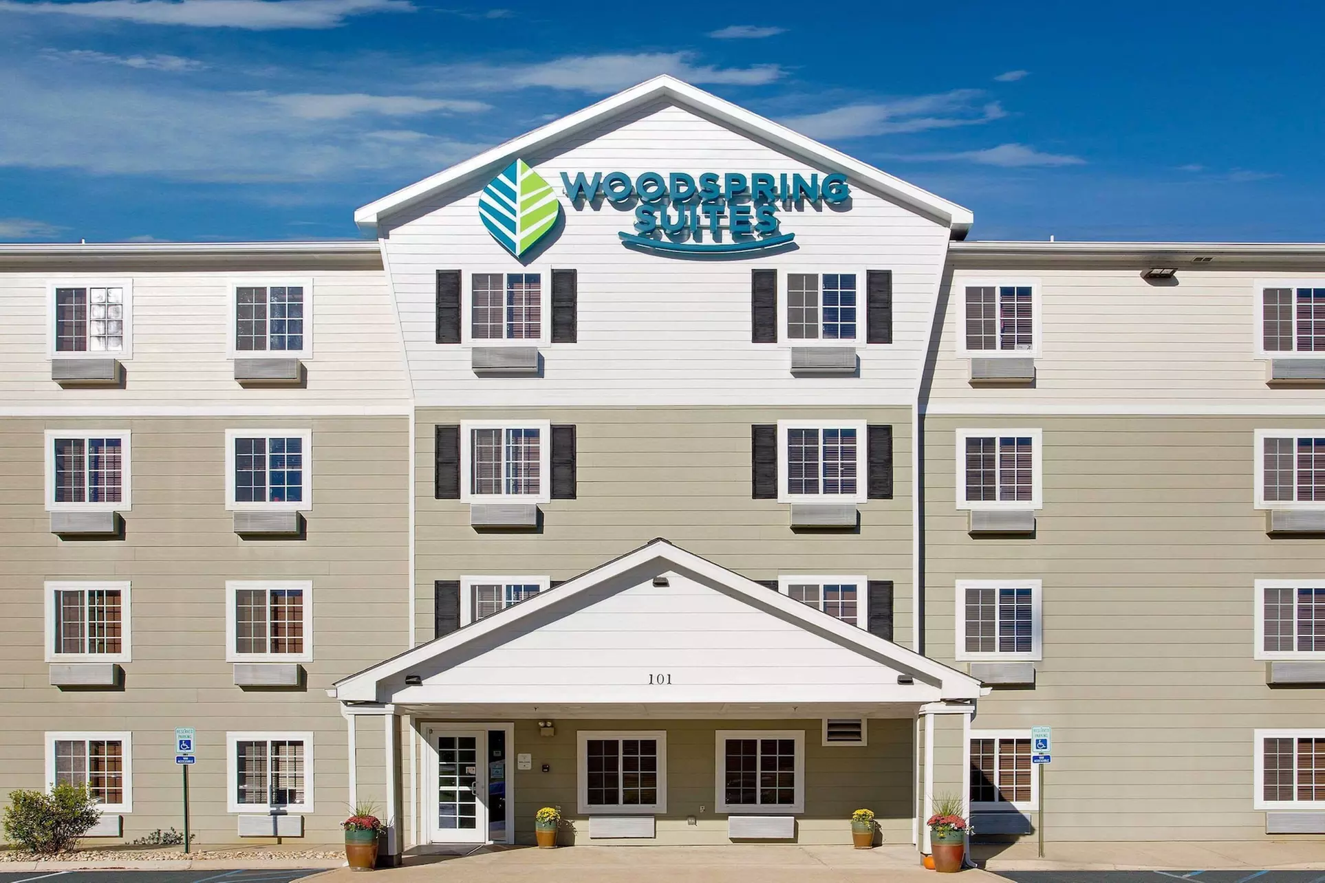 WoodSpring Suites Birmingham Pelham - Primary Image