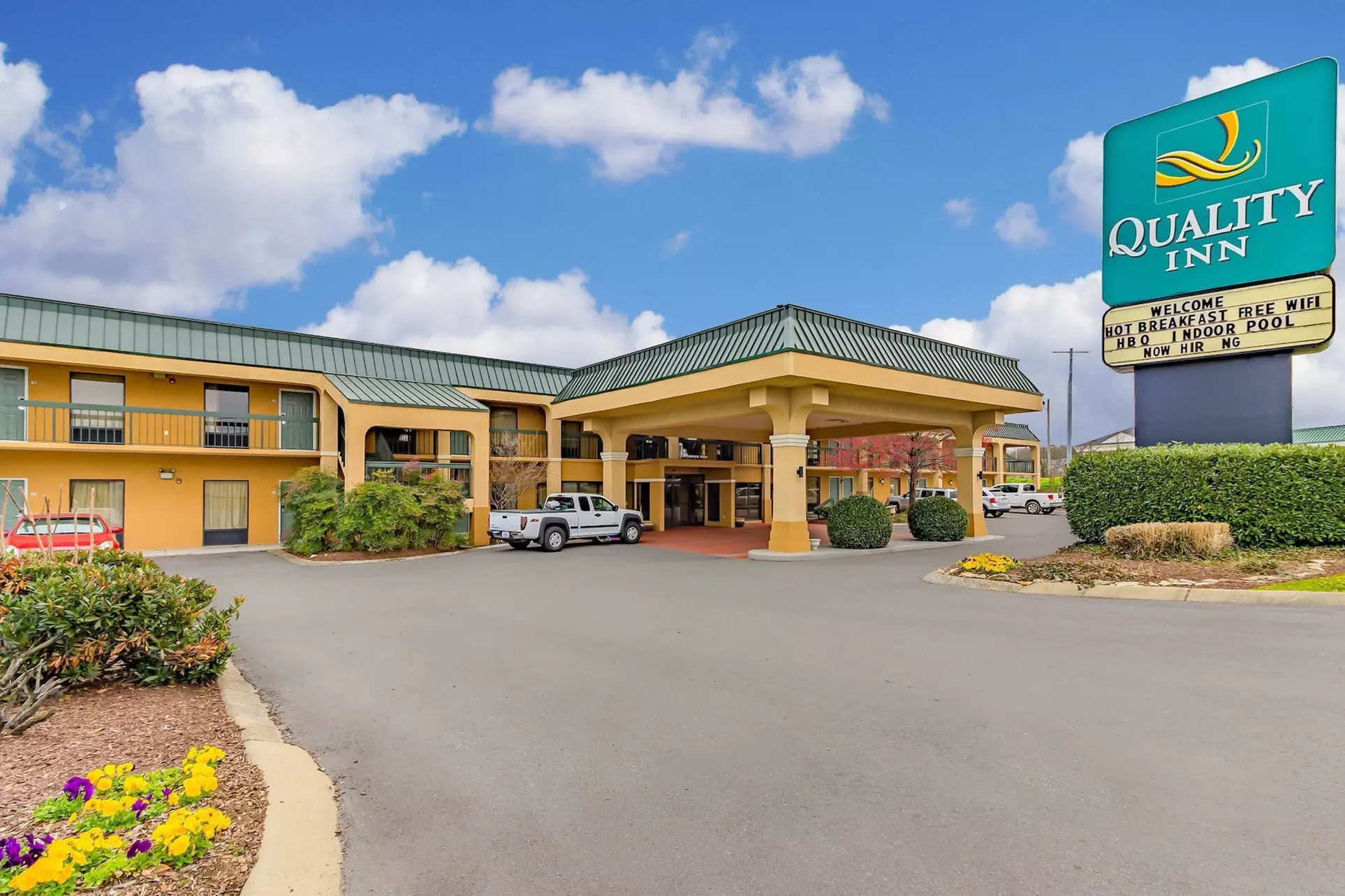 Quality Inn Goodlettsville - Primary Image