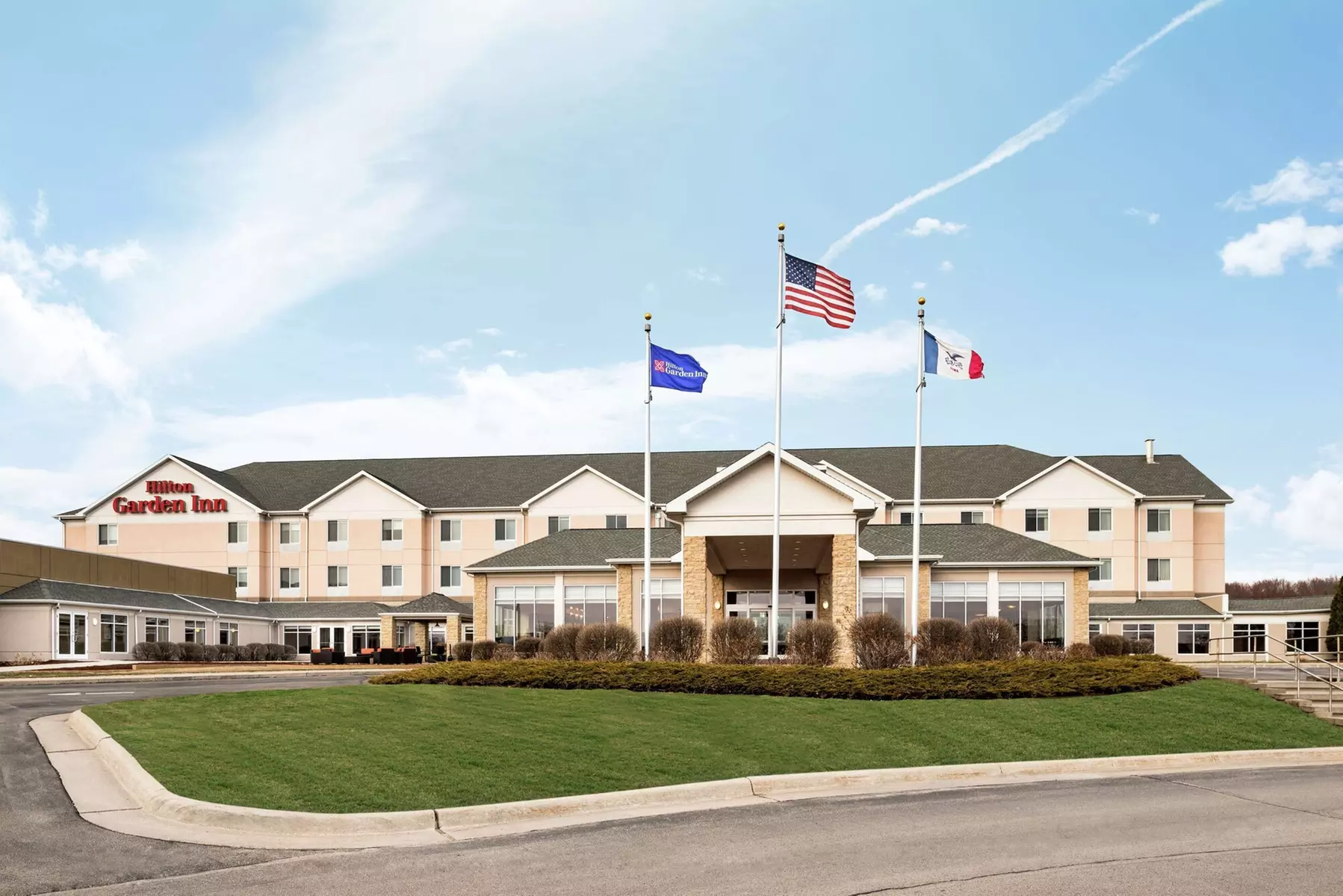 Hilton Garden Inn Dubuque Downtown - Primary Image