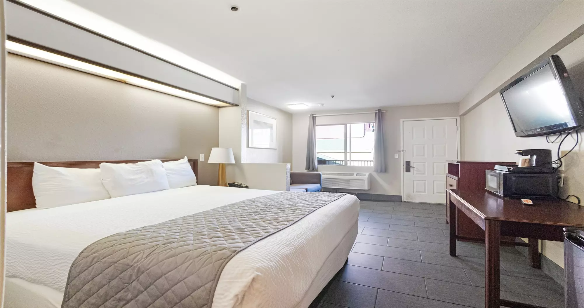 Budget Inn and Suites