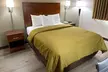 Econo Lodge Cartersville-Emerson Lake Point - Second Medium