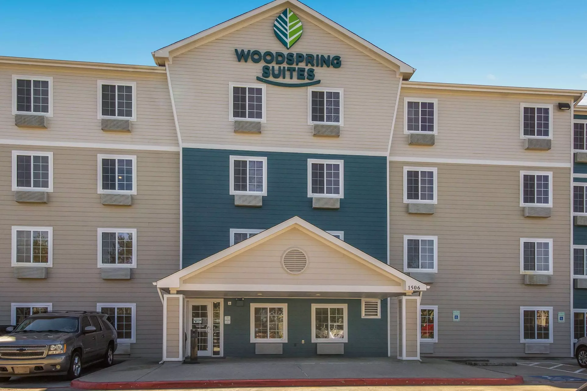 WoodSpring Suites Houston La Porte - Primary Image