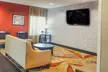 La Quinta Inn & Suites by Wyndham Starkville at MSU - Second Medium