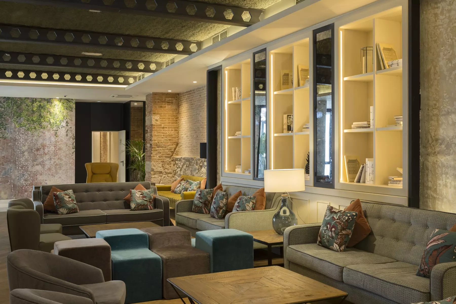 Icon BCN - Primary Image