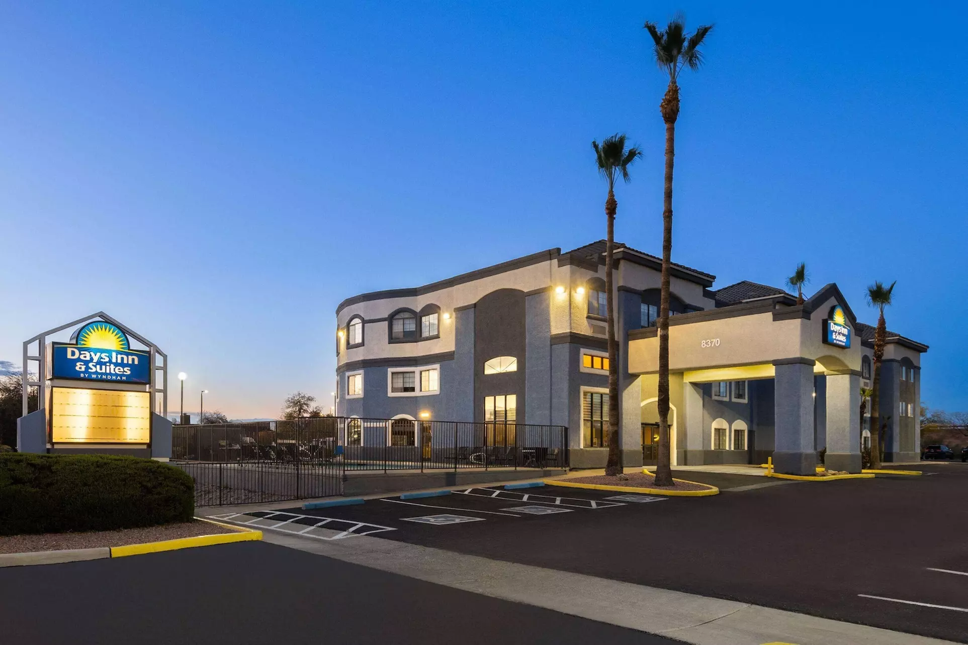 Days Inn & Suites by Wyndham Tucson/Marana - Primary Image