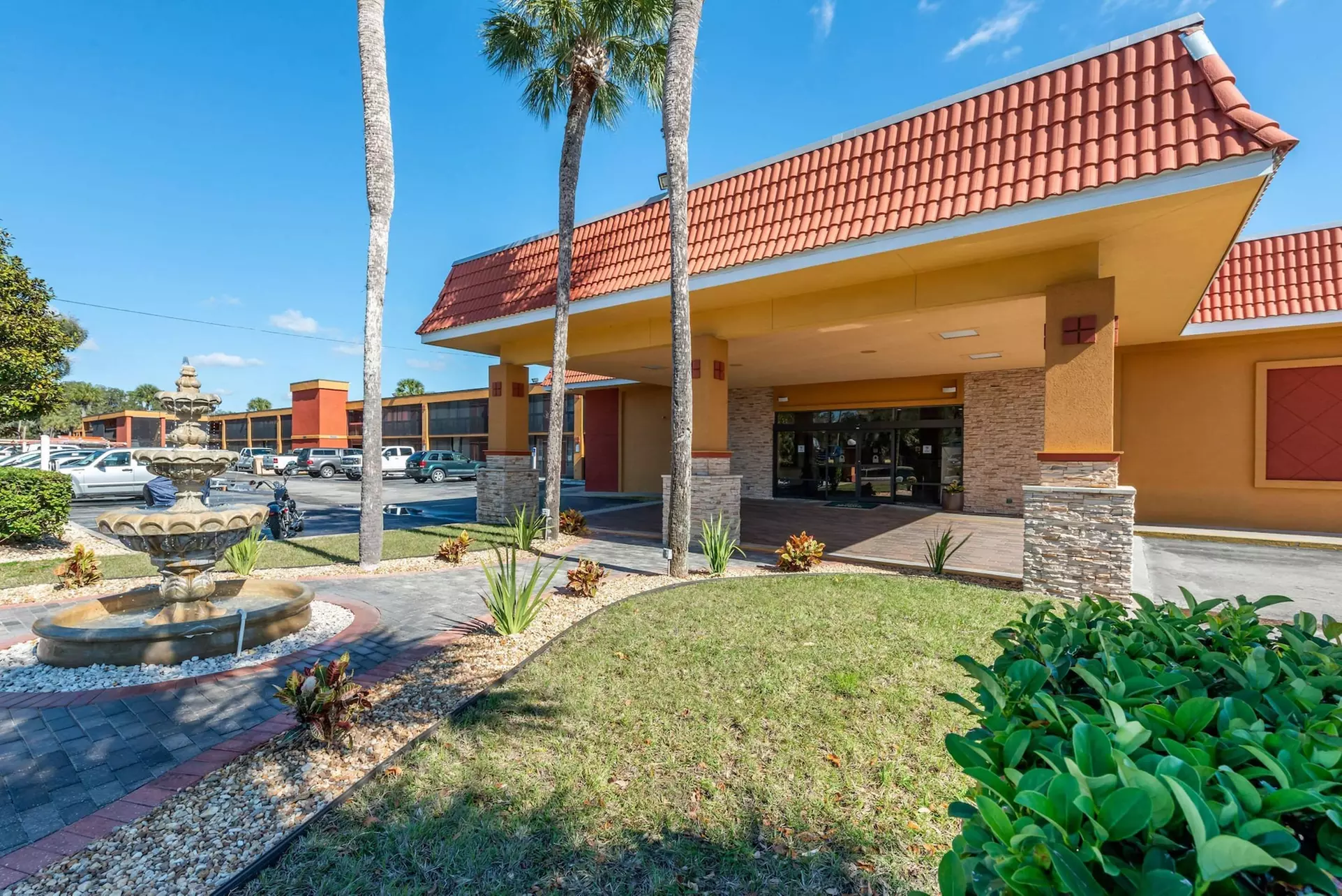 Quality Inn & Suites Palatka Riverfront - Primary Image