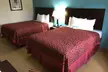 Days Inn & Suites by Wyndham Conroe North - Second Medium