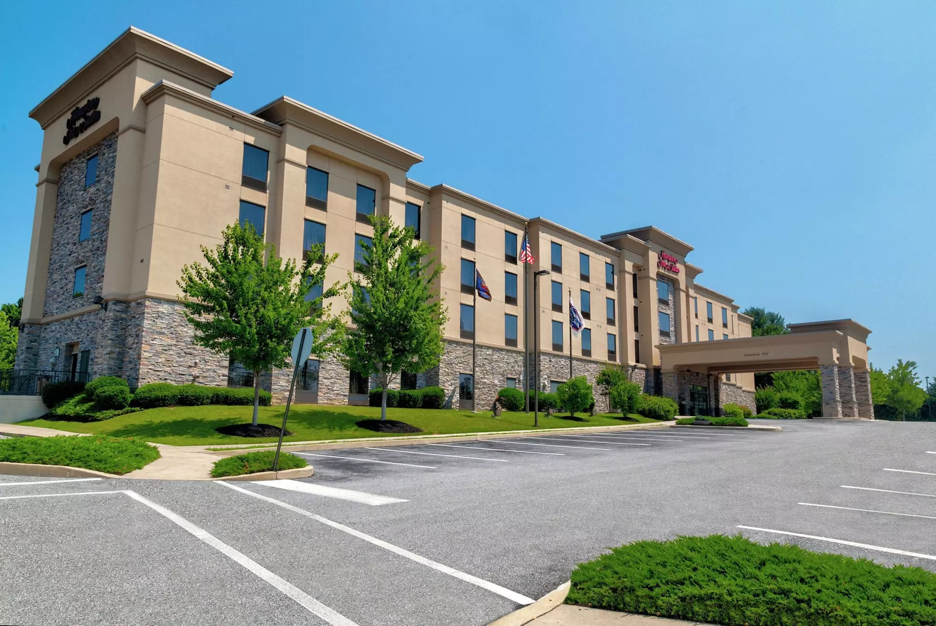Hampton Inn & Suites Chadds Ford - Primary Image