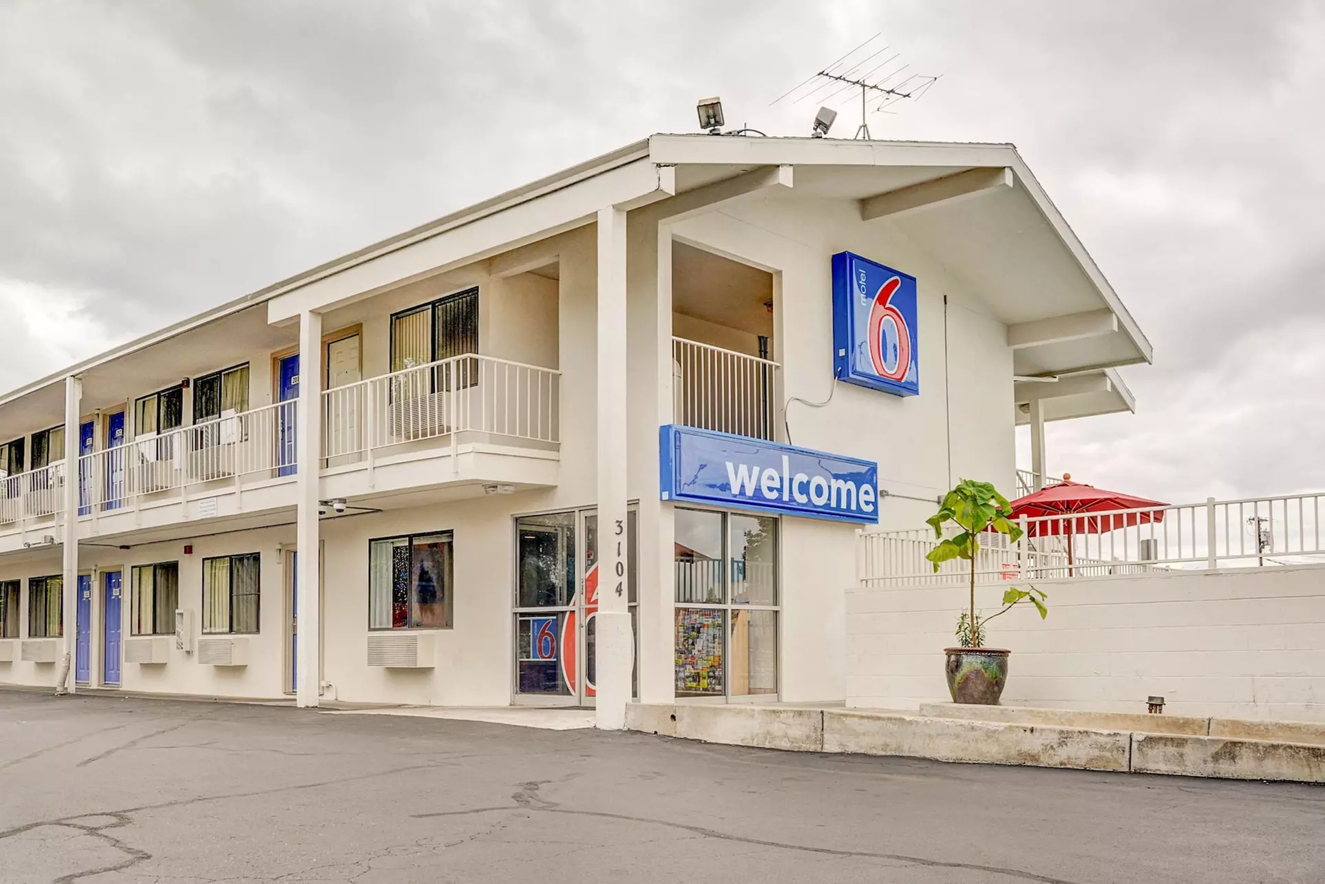 Motel 6 Portland, OR - Central - Primary Image