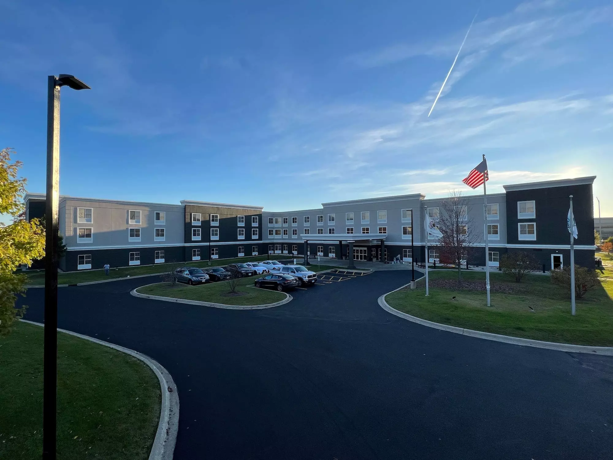 La Quinta Inn & Suites by Wyndham Bannockburn-Deerfield - Primary Image