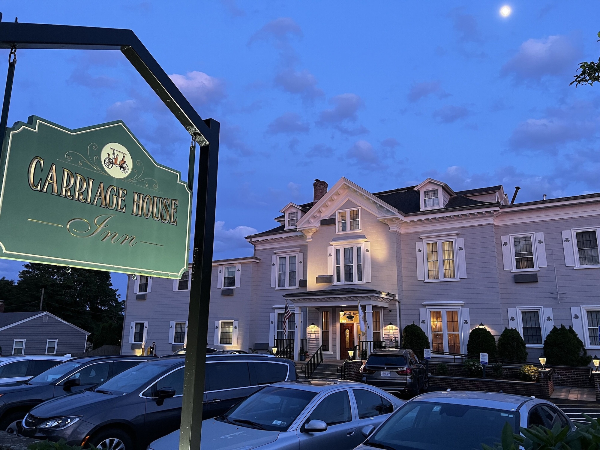 The Carriage House Inn Newport - Primary Image