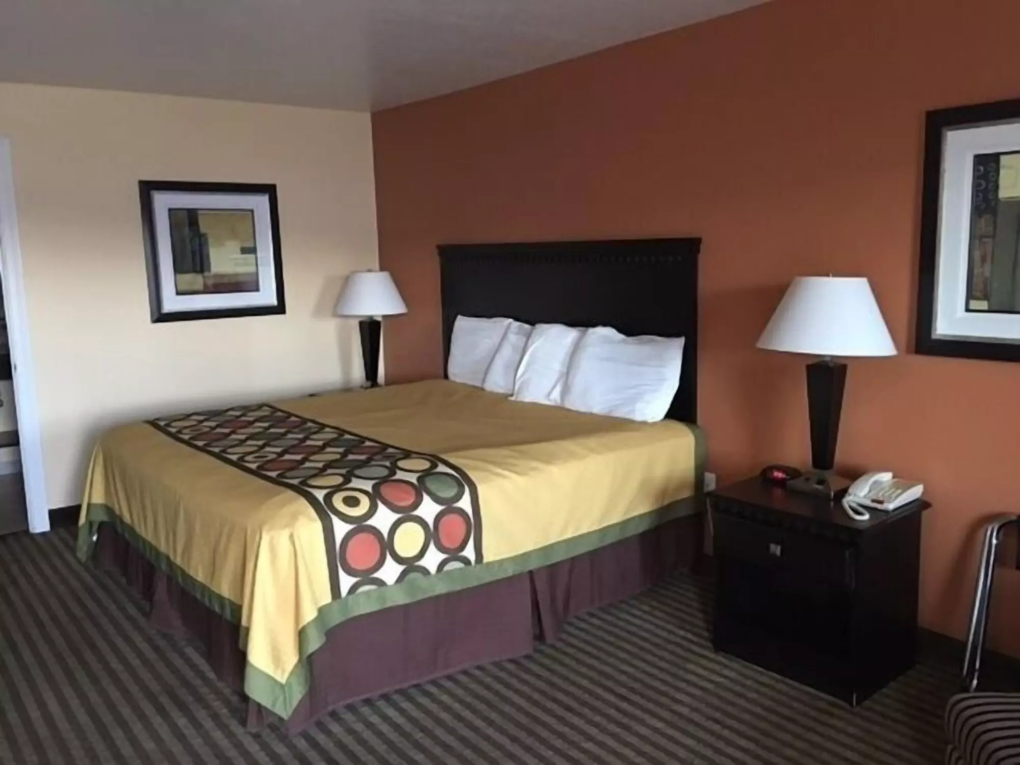Montigo Inn - Primary Image