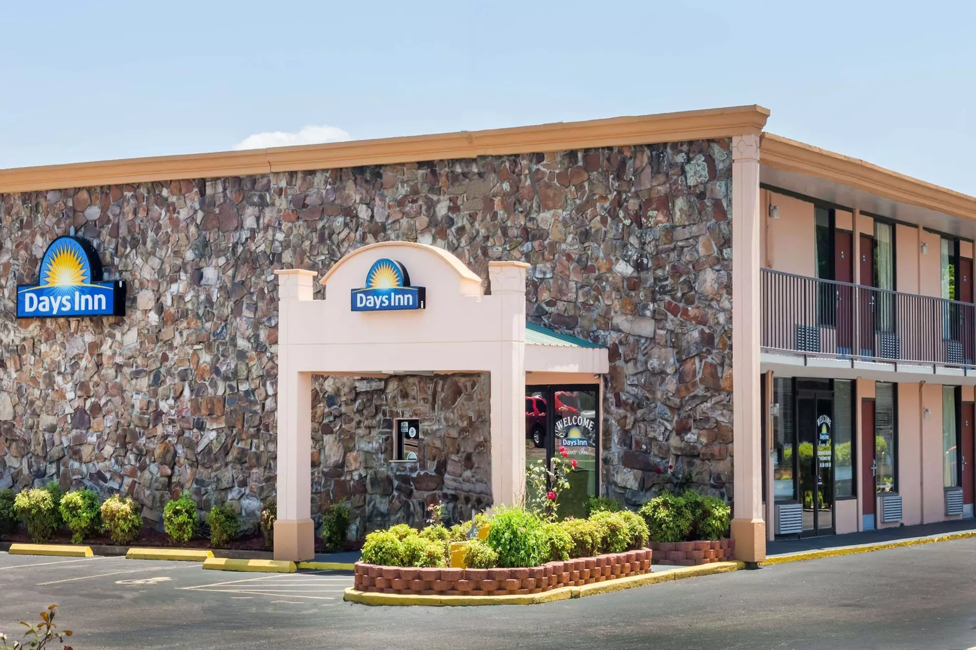 Days Inn by Wyndham Martin - Primary Image