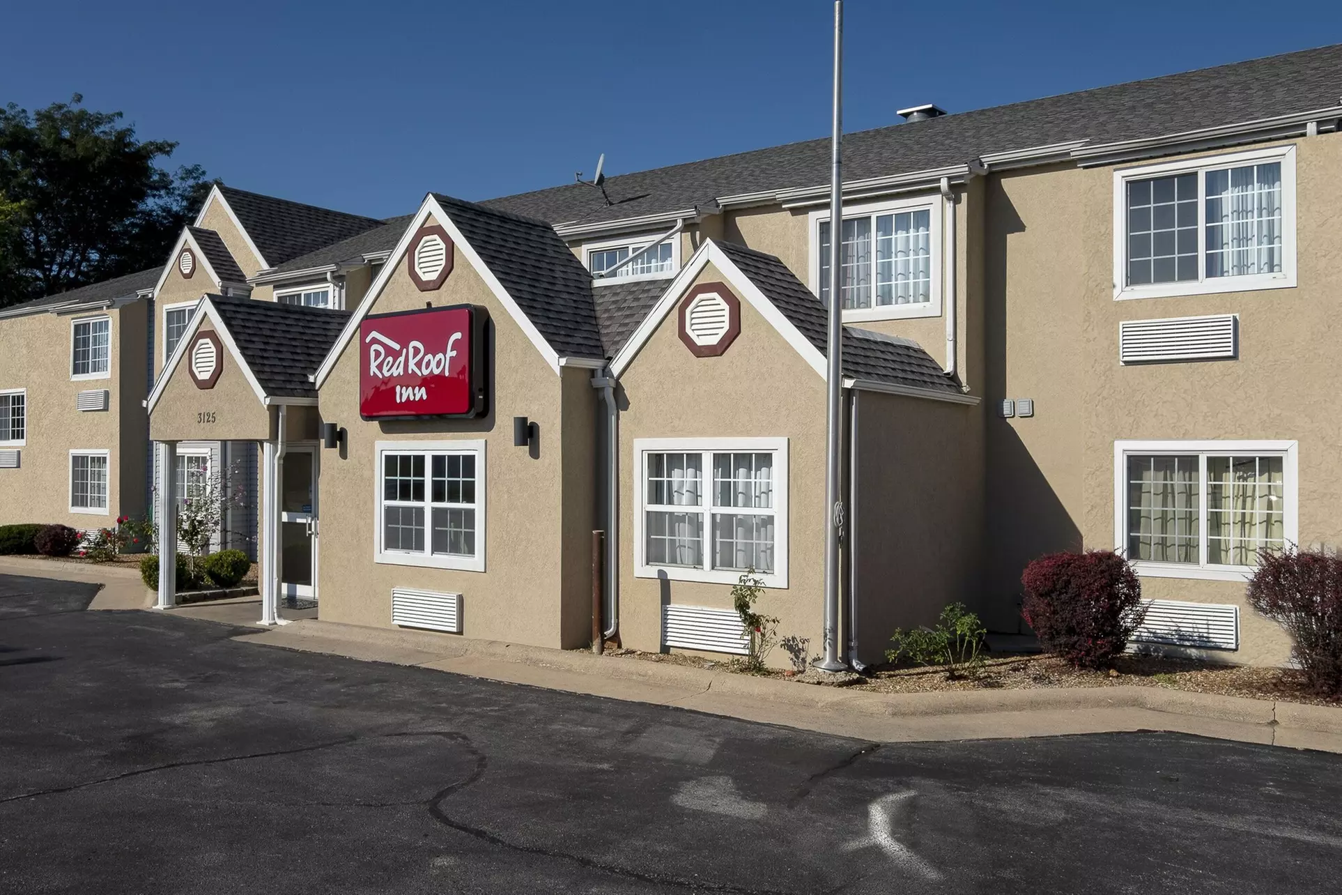 Red Roof Inn Springfield, MO - Primary Image
