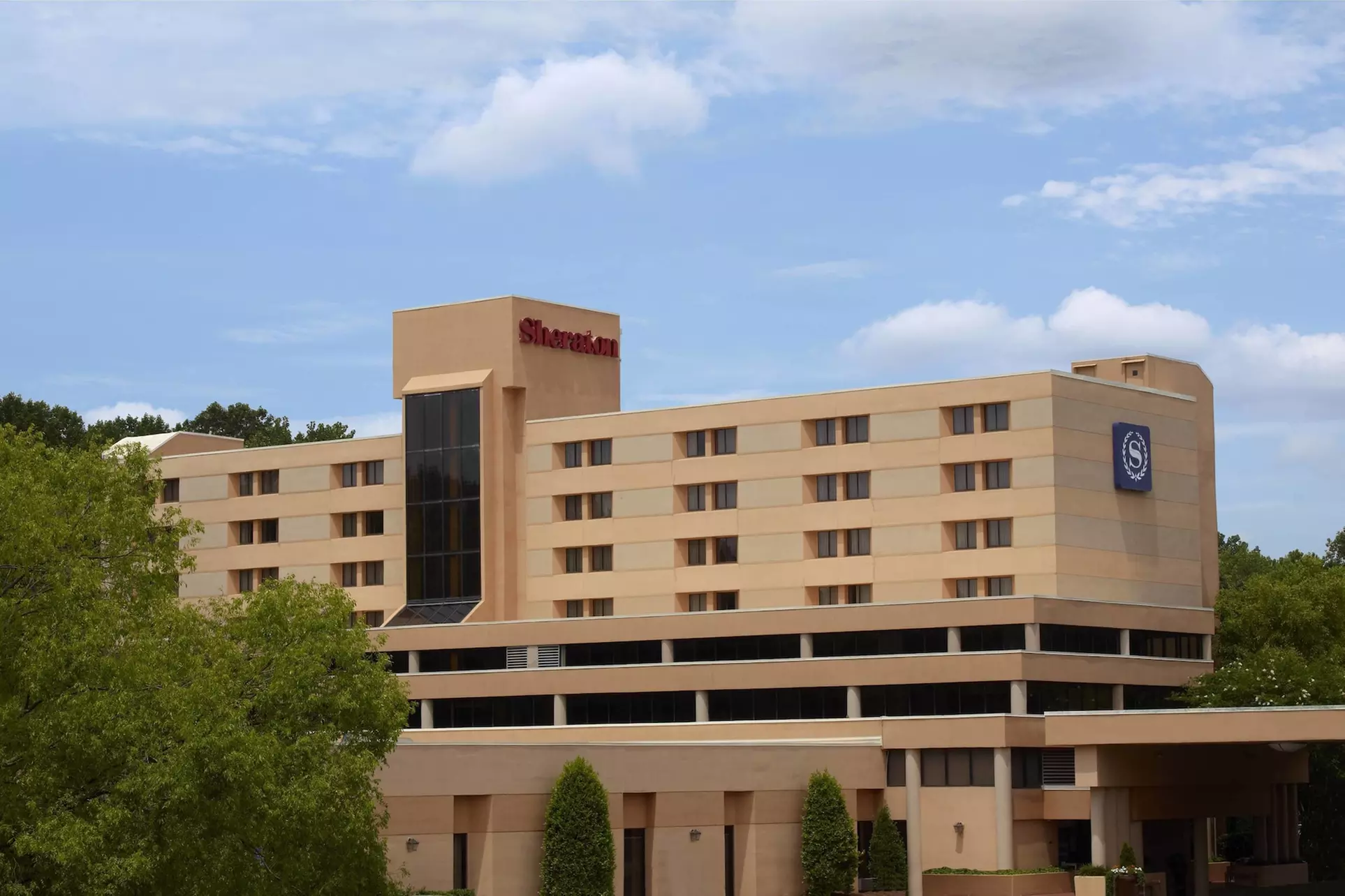 Sheraton Charlotte Airport Hotel - Primary Image