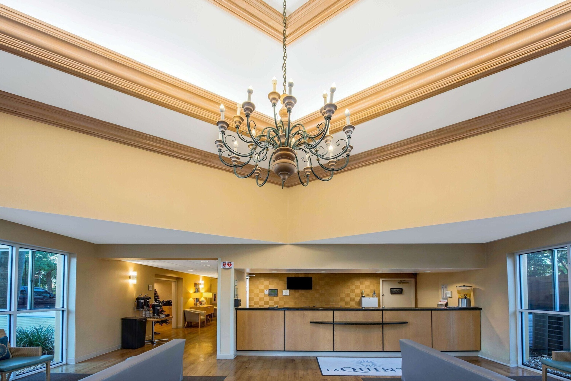 La Quinta Inn & Suites by Wyndham West Palm Beach Airport