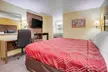 Econo Lodge - Second Medium