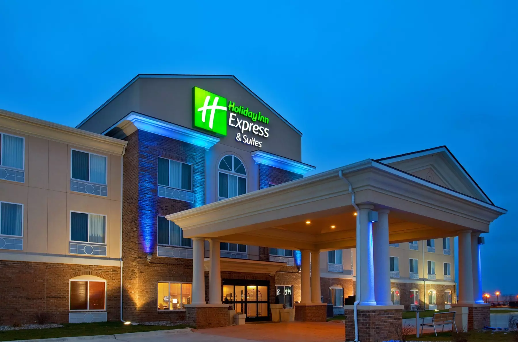 Holiday Inn Express & Suites Mattoon by IHG - Primary Image