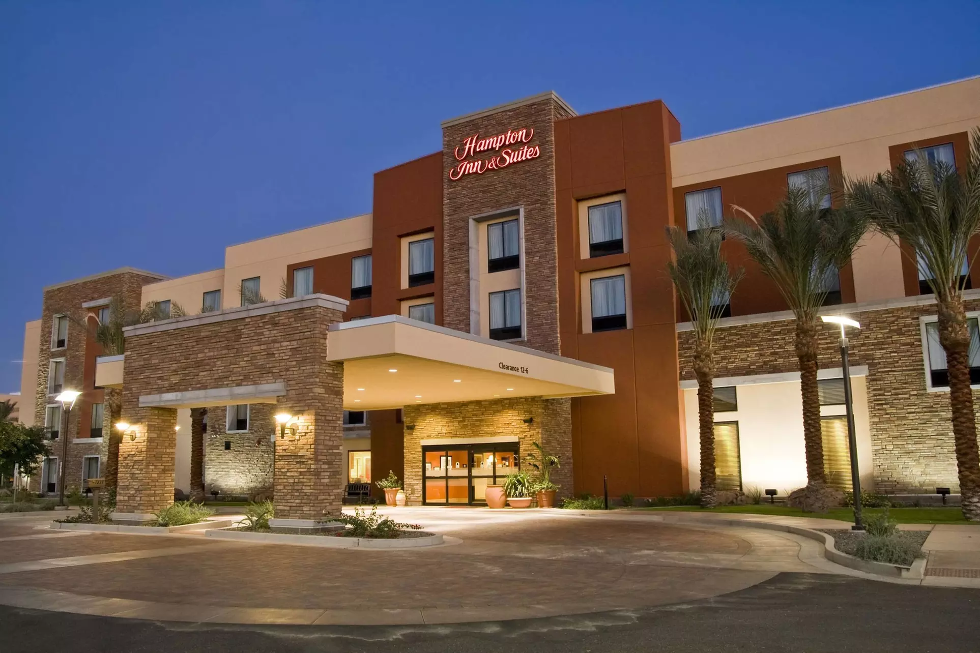 Hampton Inn & Suites Phoenix Chandler-Fashion Center AZ - Primary Image