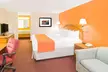 Howard Johnson by Wyndham Dothan - Second Medium