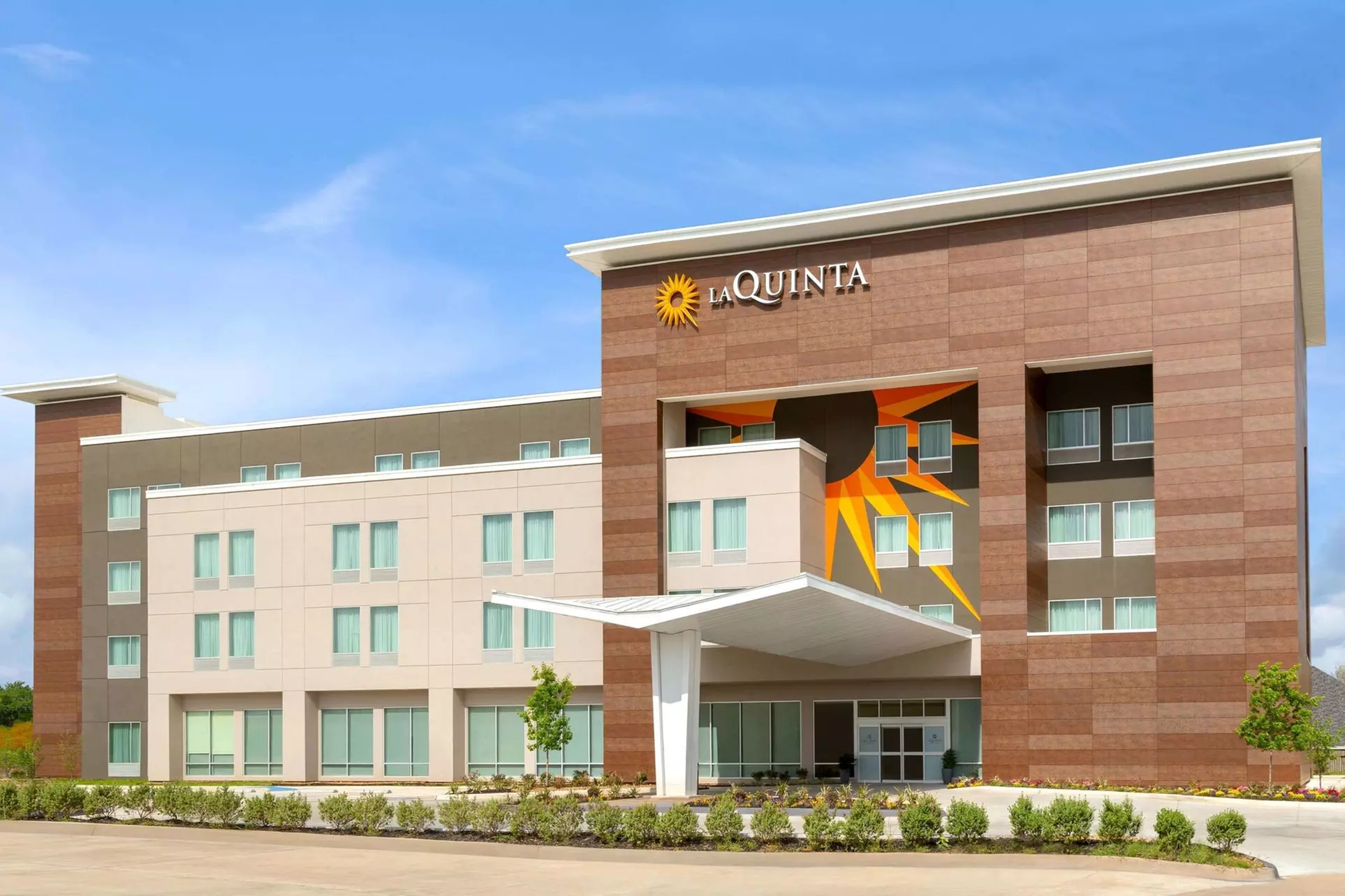 La Quinta Inn & Suites by Wyndham Richmond-Sugarland - Primary Image