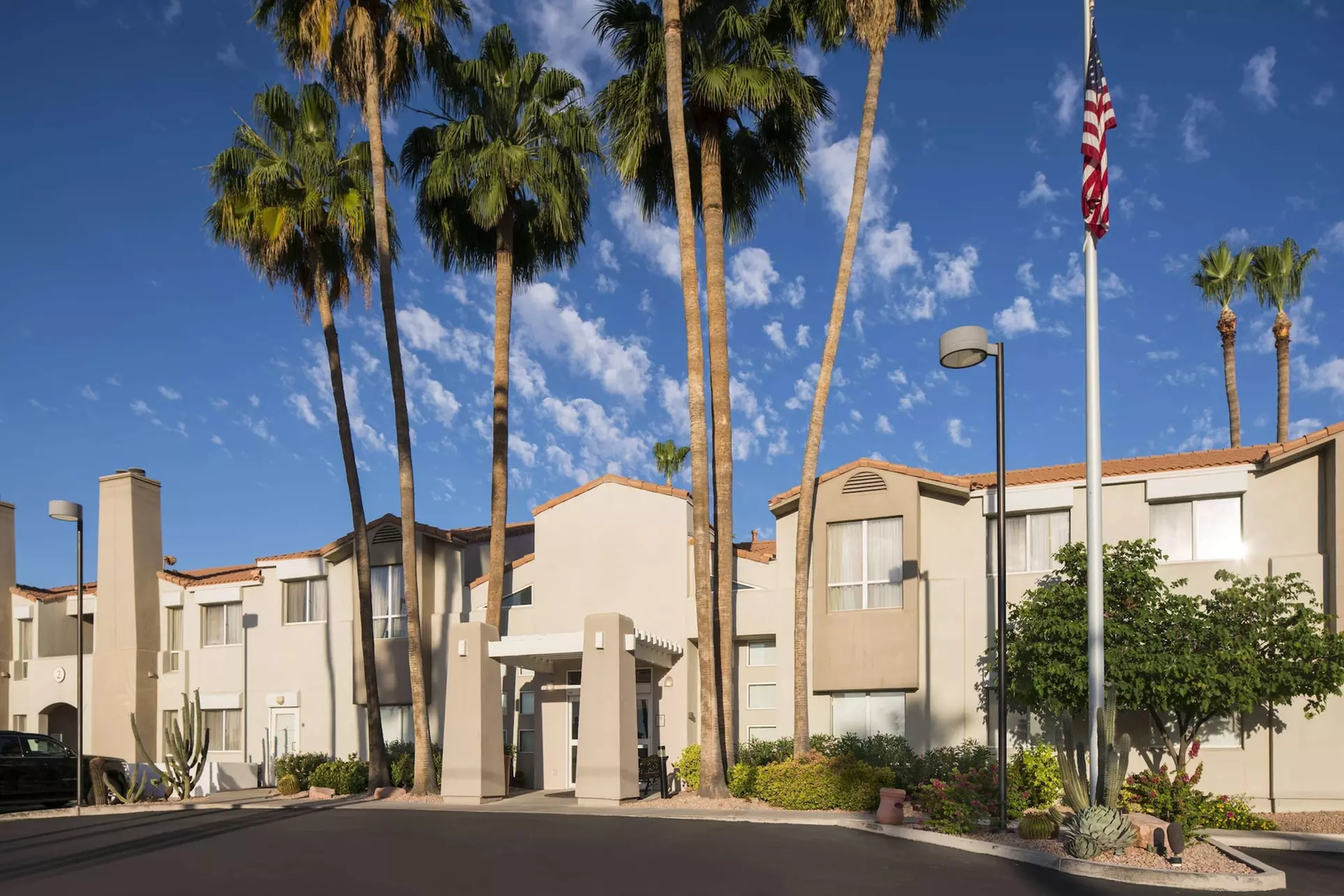 Sonesta ES Suites Scottsdale Paradise Valley - Primary Image