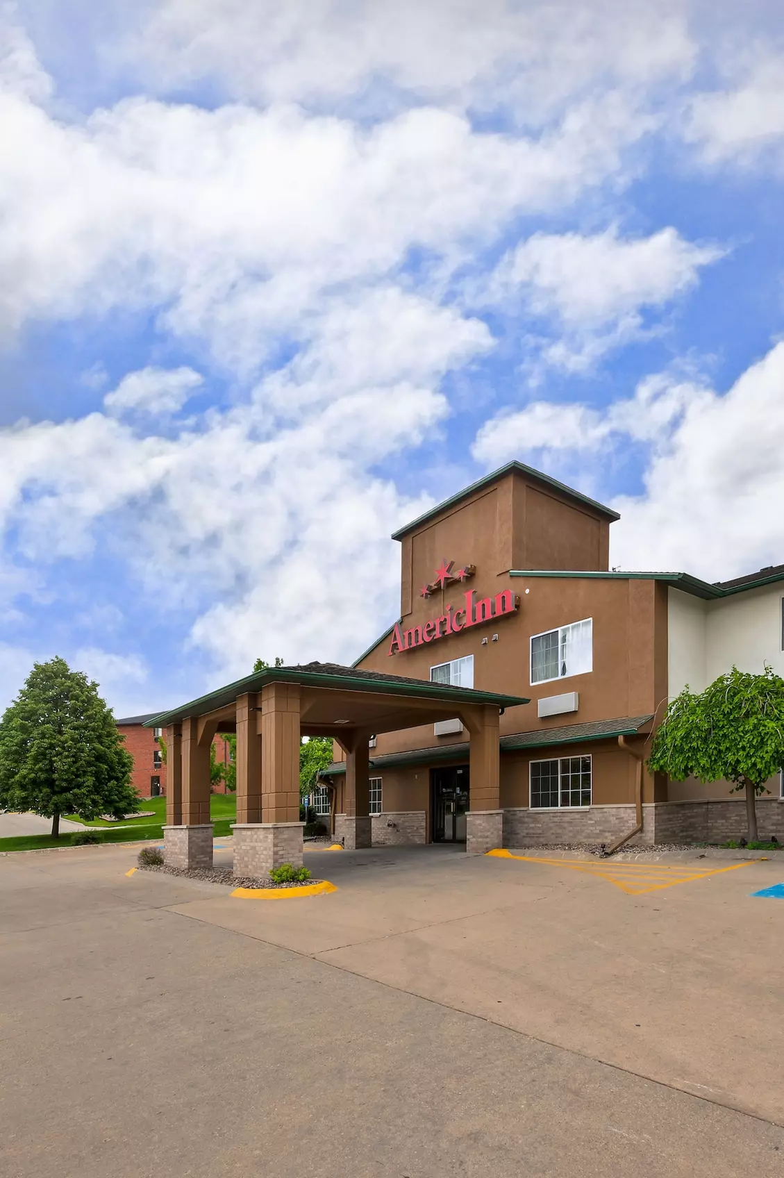 AmericInn by Wyndham Des Moines Airport - Primary Image