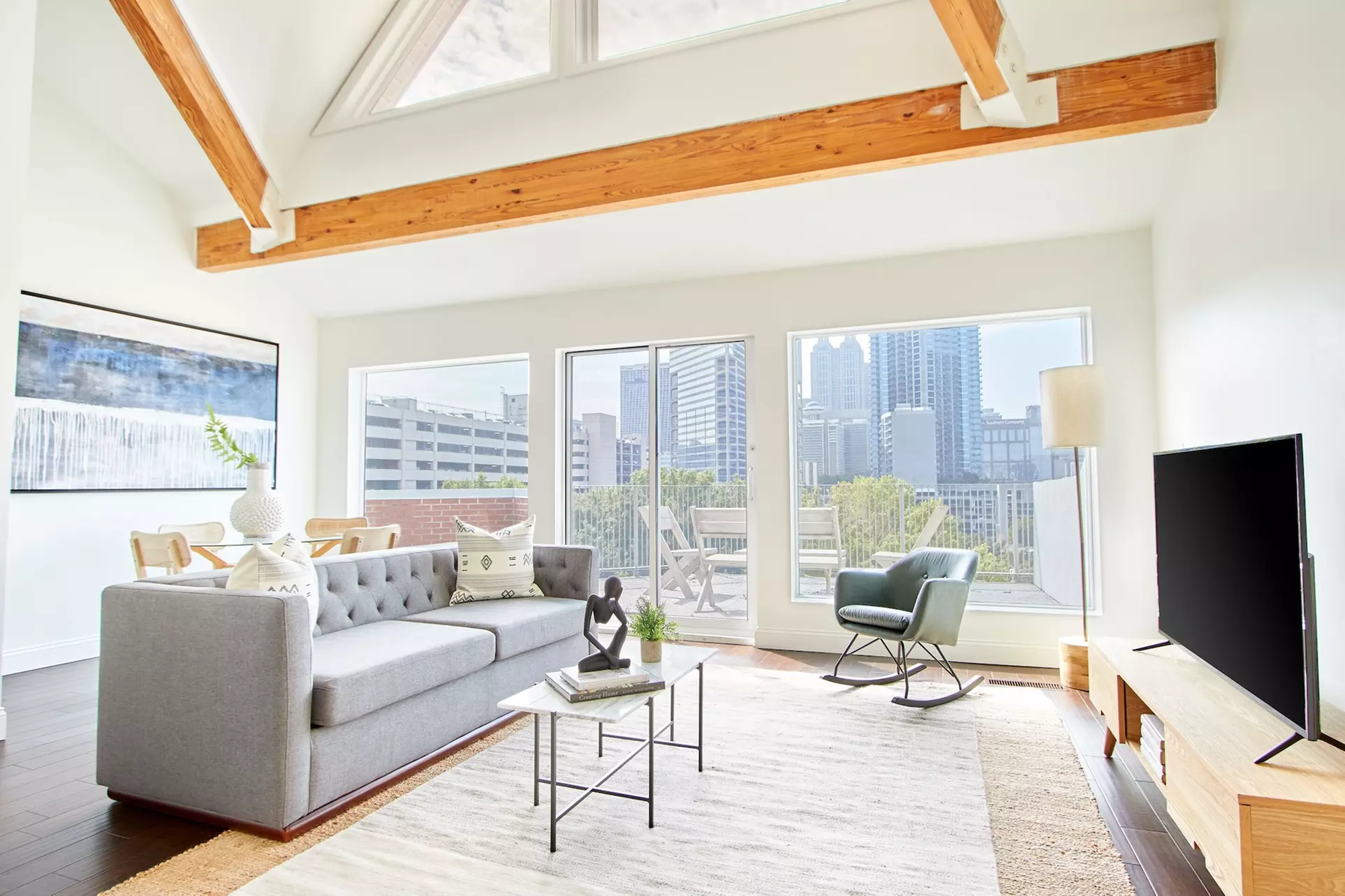 Sonder Baltimore Place - Primary Image