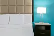 La Quinta Inn & Suites by Wyndham Paris - Second Medium