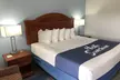 Days Inn by Wyndham Shorter - Second Medium