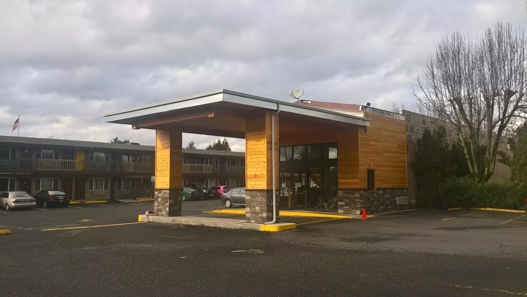 Banfield Value Inn - Primary Image